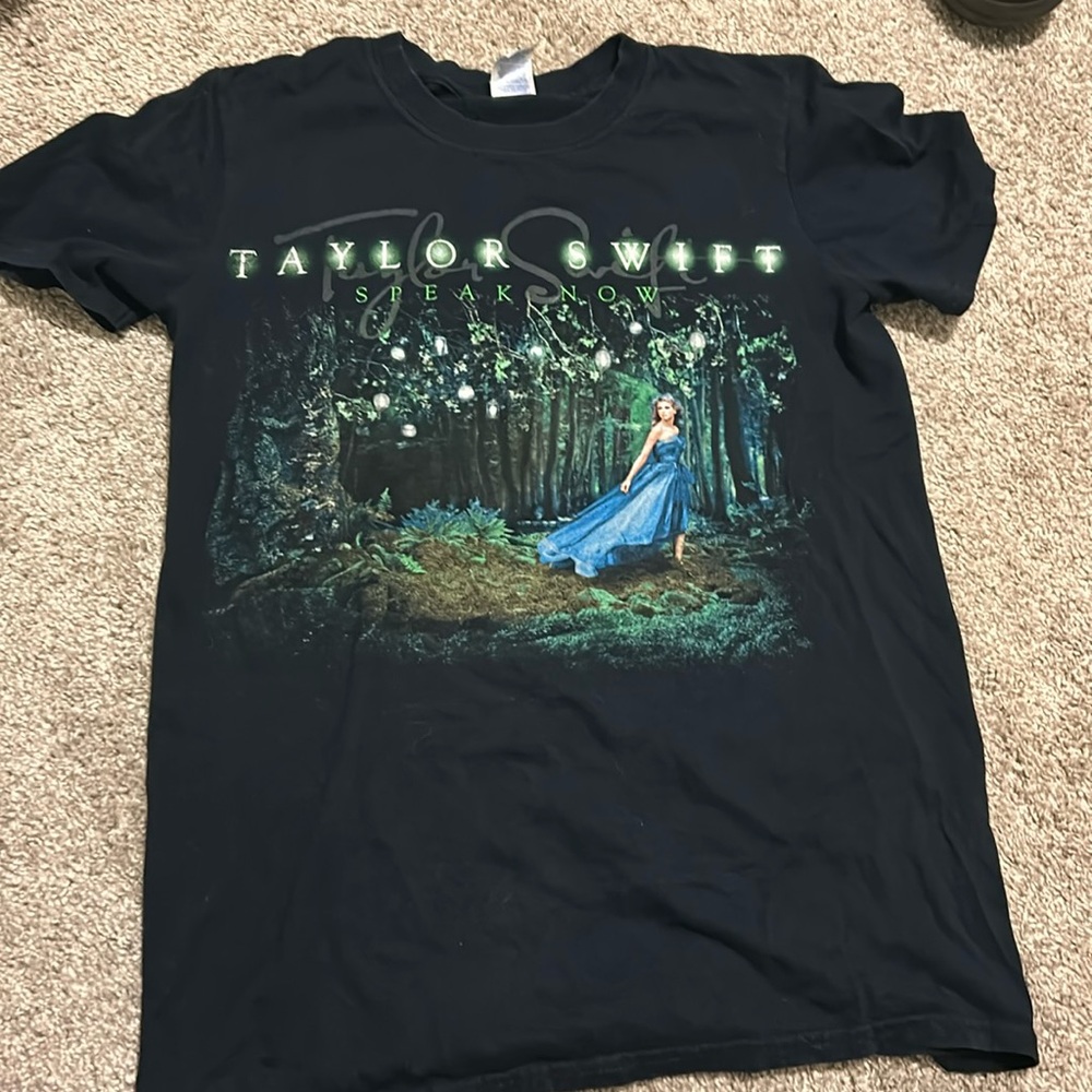 taylor swift speak now tshirt